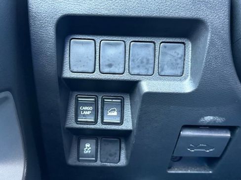 Certified 2024 Nissan Frontier SV image 25