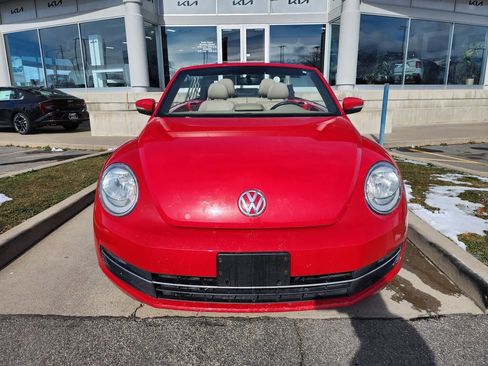 Used 2014 Volkswagen Beetle TDI image 2