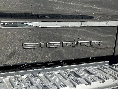 New 2026 GMC Sierra 1500 Denali w/ Denali Reserve Package AWD/4WD image 14