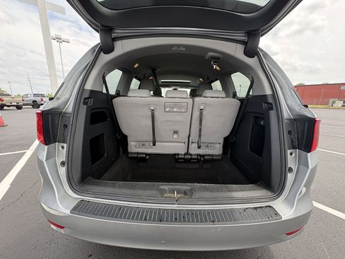 Used 2024 Honda Odyssey EX-L image 15