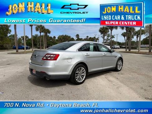 Used 2013 Ford Taurus Limited image 12