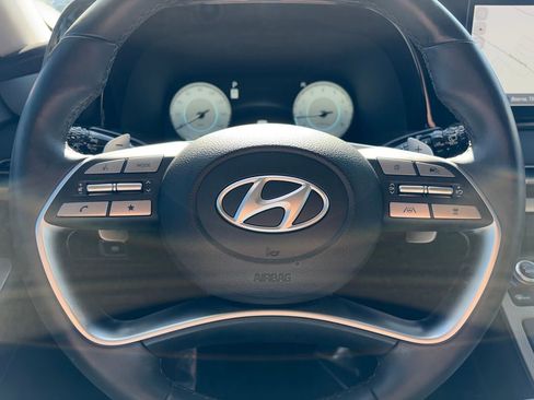 Used 2024 Hyundai Palisade SEL w/ Premium Package image 11