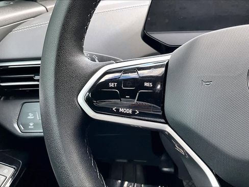 Used 2023 Volkswagen ID.4 S image 23