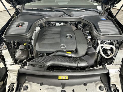 Used 2022 Mercedes-Benz GLC 300 4MATIC w/ Multimedia Package Lite image 35