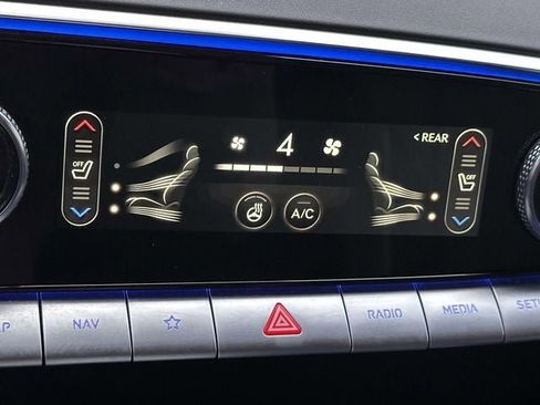 Used 2025 Genesis GV70 3.5T Sport w/ Sport Advanced Package image 36