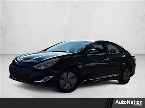 Used 2014 Hyundai Sonata Hybrid image 1