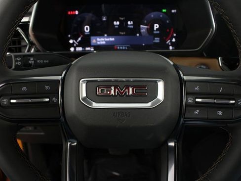 New 2026 GMC Canyon AT4 w/ AT4 Premium Package image 12