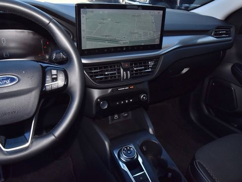 Used 2024 Ford Escape SE image 26