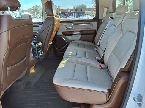 Used 2019 RAM 1500 Laramie image 14