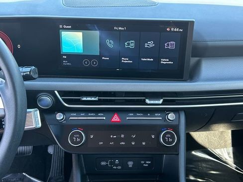 Used 2025 Hyundai Sonata SEL FWD image 13
