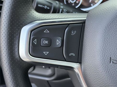 New 2026 RAM 1500 Express AWD/4WD image 23