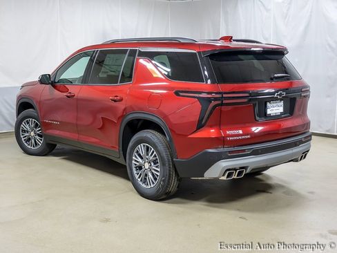 New 2026 Chevrolet Traverse LT w/ Driver Confidence Package image 8