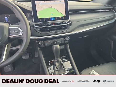 Used 2023 Jeep Compass High Altitude image 18