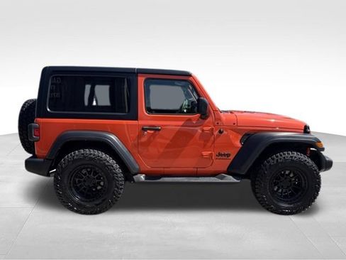 Used 2023 Jeep Wrangler Sport AWD/4WD image 8