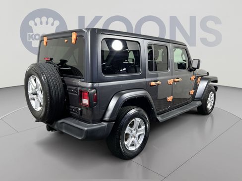 Used 2022 Jeep Wrangler Unlimited Sport AWD/4WD image 11