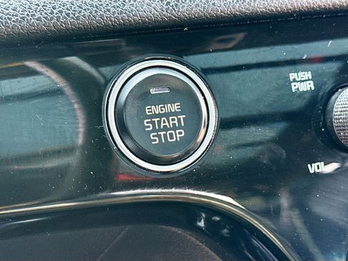 Used 2020 Kia Sportage SX image 9