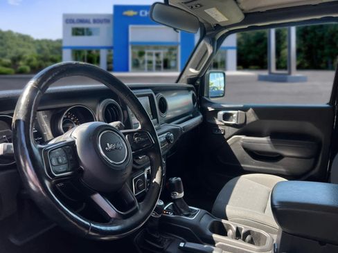 Used 2019 Jeep Wrangler Sport AWD/4WD image 14