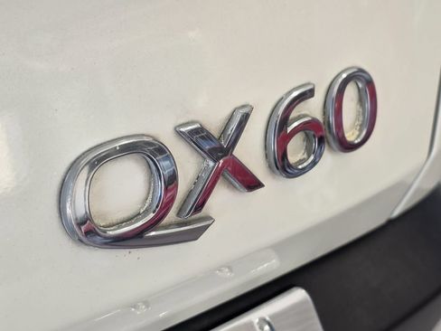 Used 2023 INFINITI QX60 Luxe w/ Performance Audio Package FWD image 8