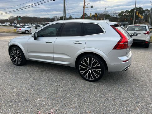 Used 2019 Volvo XC60 T5 R-Design w/ Protection Package Premier image 19