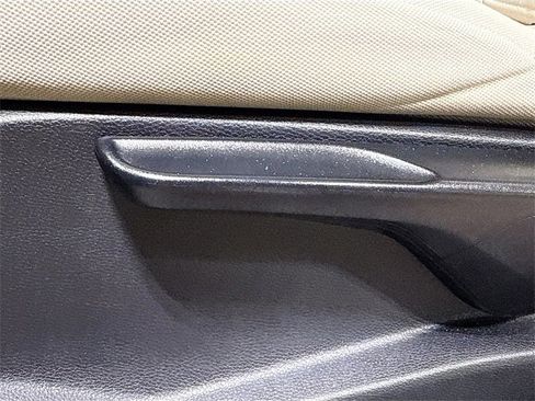 Used 2019 Honda CR-V LX image 20