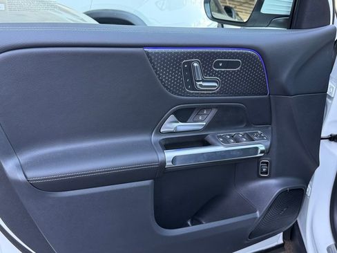 New 2026 Mercedes-Benz GLB 250 image 20
