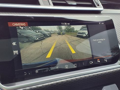 Used 2019 Land Rover Range Rover Velar R-Dynamic SE AWD/4WD image 21
