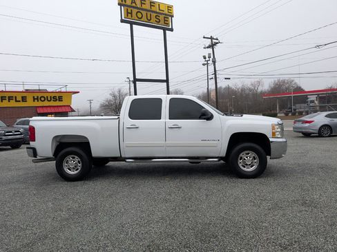 Used 2008 Chevrolet Silverado 2500 LT w/ 1LT Convenience Package image 5