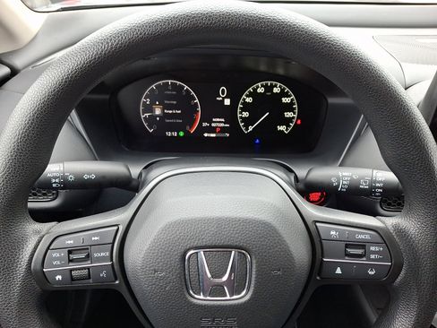 Certified 2023 Honda HR-V LX image 18