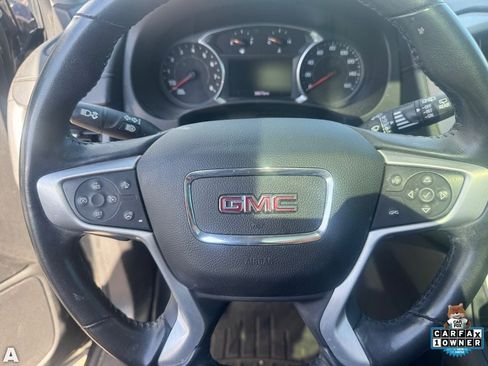 Used 2022 GMC Terrain SLT FWD image 10