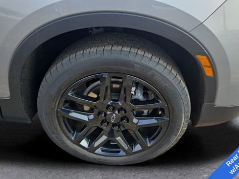 Used 2024 Chevrolet Blazer LT w/ Convenience Package image 18