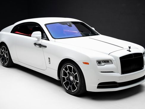 Used 2020 Rolls-Royce Wraith image 41