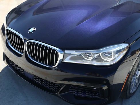 Used 2016 BMW 750i xDrive AWD/4WD image 40
