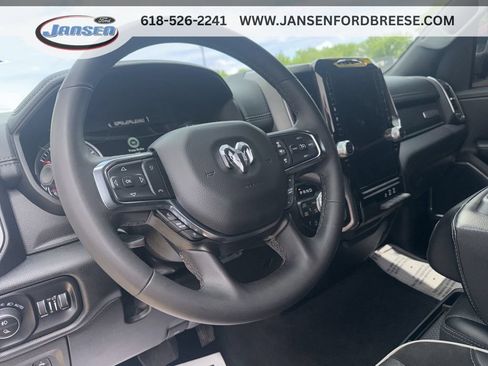 Used 2025 RAM 1500 Laramie AWD/4WD image 13