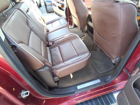 Used 2014 Chevrolet Silverado 1500 High Country w/ High Country Premium Package image 35