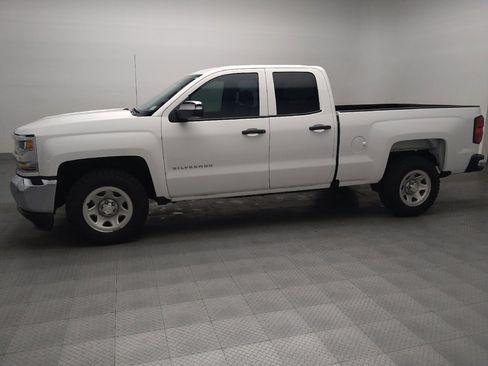 Used 2019 Chevrolet Silverado 1500 W/T w/ WT Convenience Package RWD image 3