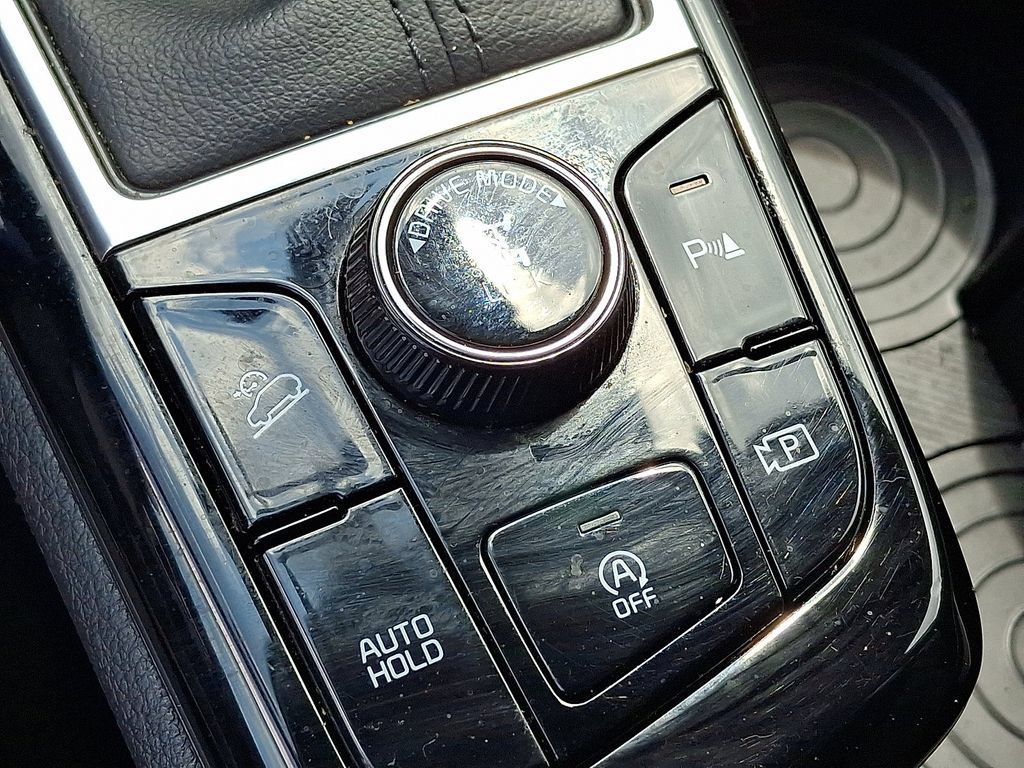 Used 2023 Kia Sportage EX AWD/4WD image 24