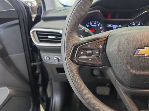 Used 2022 Chevrolet TrailBlazer LT w/ Convenience Package AWD/4WD image 16
