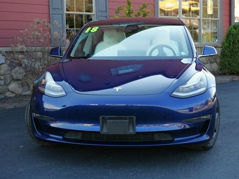 Used 2018 Tesla Model 3 Long Range image 2