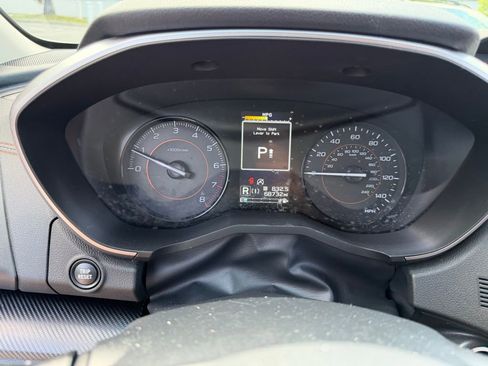 Used 2023 Subaru Crosstrek 2.0i Premium AWD/4WD image 32
