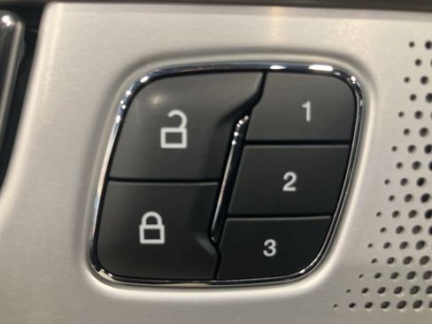 Used 2022 Ford Explorer ST w/ Equipment Group 401A image 16