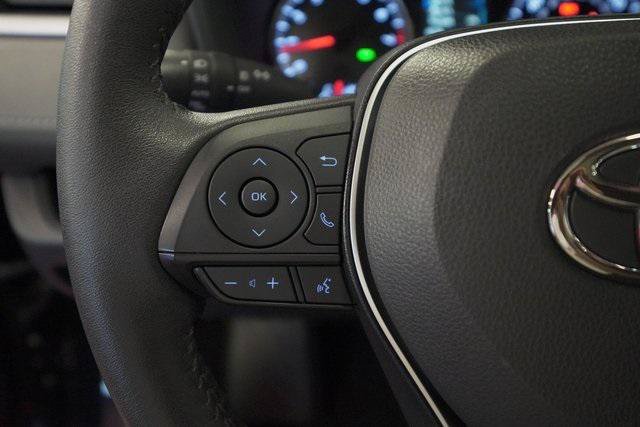 Certified 2022 Toyota RAV4 XLE Premium AWD/4WD image 17
