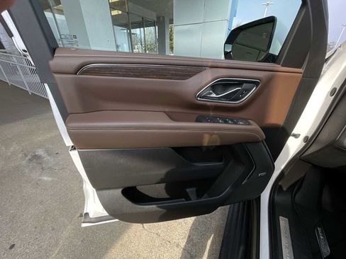 Certified 2024 Chevrolet Tahoe High Country w/ Premium Package 2 image 22