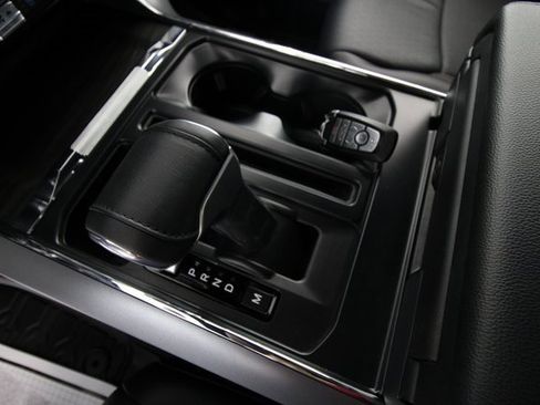 Certified 2024 Ford F150 Lariat w/ Equipment Group 502A High image 16