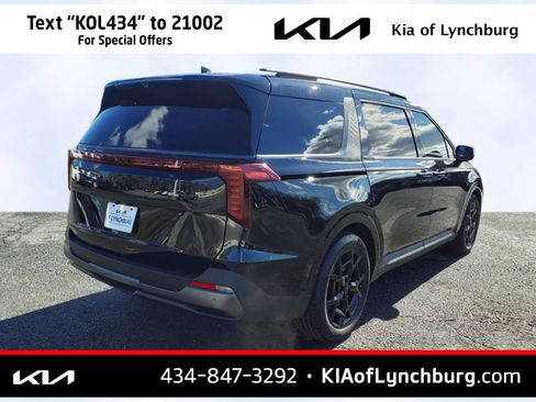 Used 2025 Kia Carnival SX Prestige FWD image 4