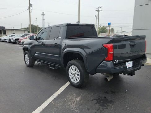 Used 2024 Toyota Tacoma SR5 image 4