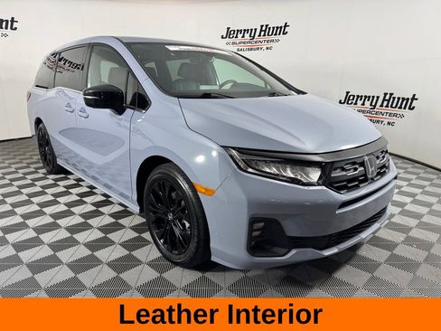 Used 2025 Honda Odyssey Sport-L image 6