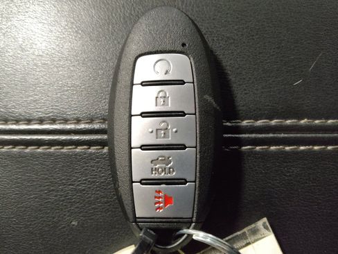 Used 2023 Nissan Altima 2.5 SV FWD image 32