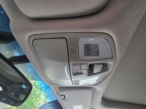 Used 2017 Hyundai Santa Fe Sport FWD image 36