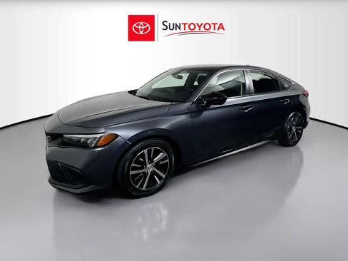 Used 2023 Honda Civic LX image 9