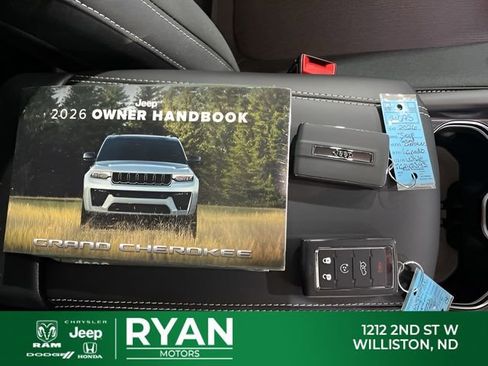 New 2026 Jeep Grand Cherokee Laredo X AWD/4WD image 18